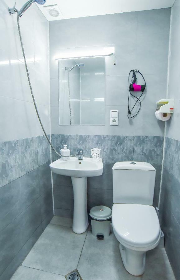 Hotel 9Th Sky Kutaisi Ngoại thất bức ảnh